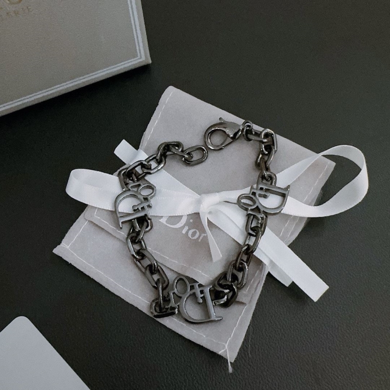 chr1st1an D10r necklaces